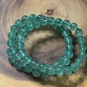 Green strawberry quartz beaded stretch bracelet 6mm 7.5”new handmade